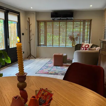 Camino Met Prive Sauna & Vuurplaats Holiday home Diessen