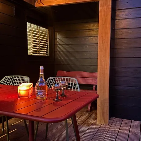 Casa vacanze Camino With Veranda & Vuurplaats Diessen